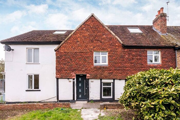 1 Bedroom Flat To Rent In Church Road, New Malden, Worcester Park, KT4