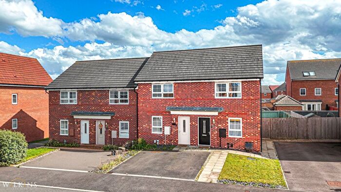 2 Bedroom Terraced House For Sale In Top Knot Close, Nuneaton, Warwickshire, CV11