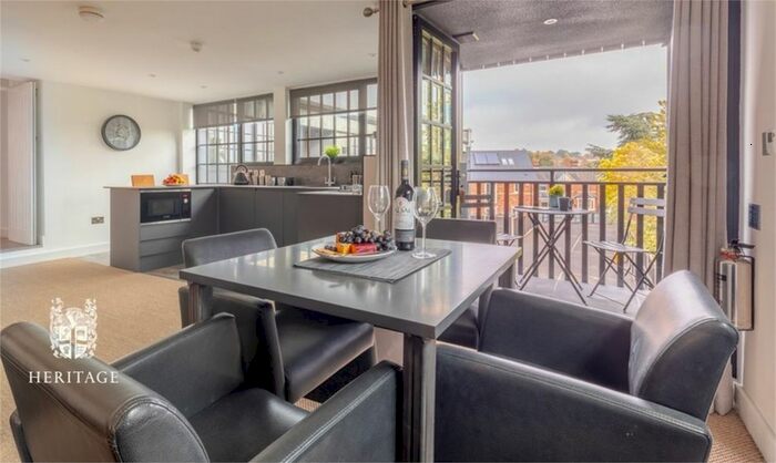 2 Bedroom Flat To Rent In Kings Road, Halstead, CO9