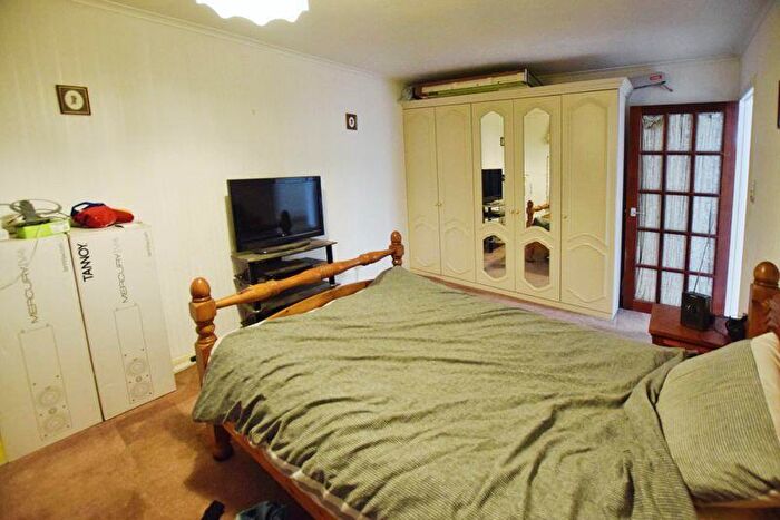 2 Bedroom Bungalow For Sale In Torridge Rise, Brickhill Area, Bedford, MK41