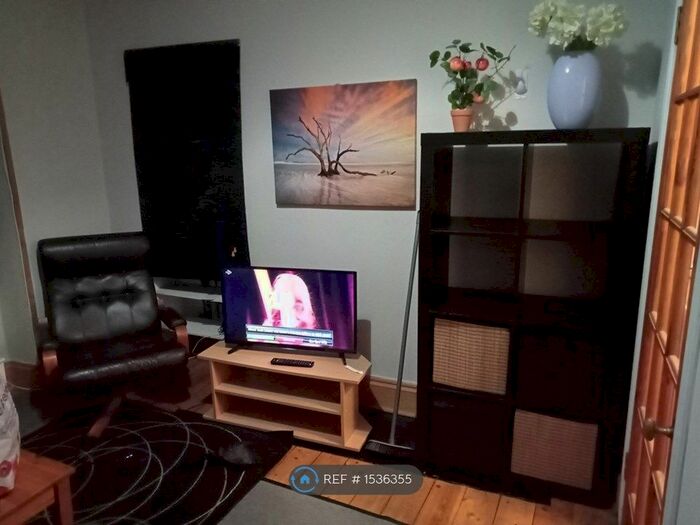 1 Bedroom Flat To Rent In Henderson Street, Edinburgh, EH6