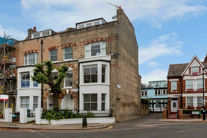 1 Bedroom Flat To Rent In Marlborough Road, Upper Holloway, N19