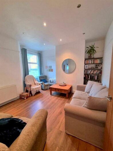 2 Bedroom End Of Terrace House To Rent In Eileen Grove, Manchester, M14