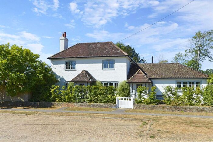 5 Bedroom Detached House For Sale In The Common, Dunsfold, Godalming, GU8