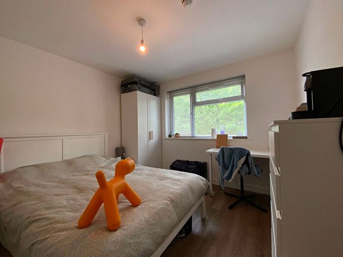 1 Bedroom Property To Rent In Hughenden Road, High Wycombe, HP13