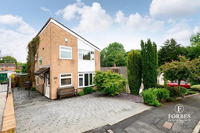 4 Bedroom Detached House For Sale In Radburn Close, Clayton-le-Woods, PR6