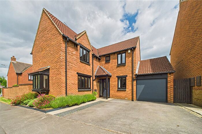 4 Bedroom Detached House To Rent In Totale Rise, Warfield, Bracknell, Berkshire, RG42