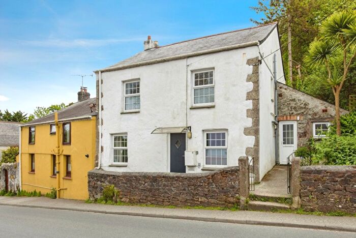 2 Bedroom Semi-detached House For Sale In Middleway, St. Blazey, Par, Cornwall, PL24