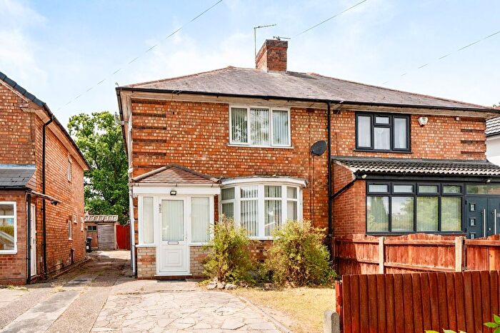 3 Bedroom Semi-Detached House For Sale In Severne Road, Birmingham, West Midlands, B27