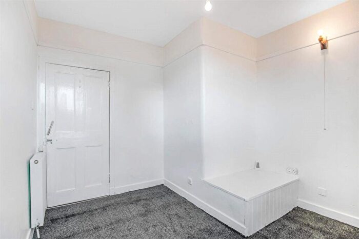 3 Bedroom Terraced House For Sale In Lossie Street, Glasgow, Glasgow City, G33