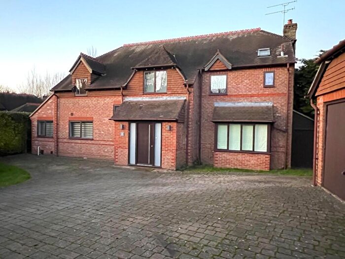 5 Bedroom Detached House To Rent In Old Basing, Basingstoke, Hampshire, RG24
