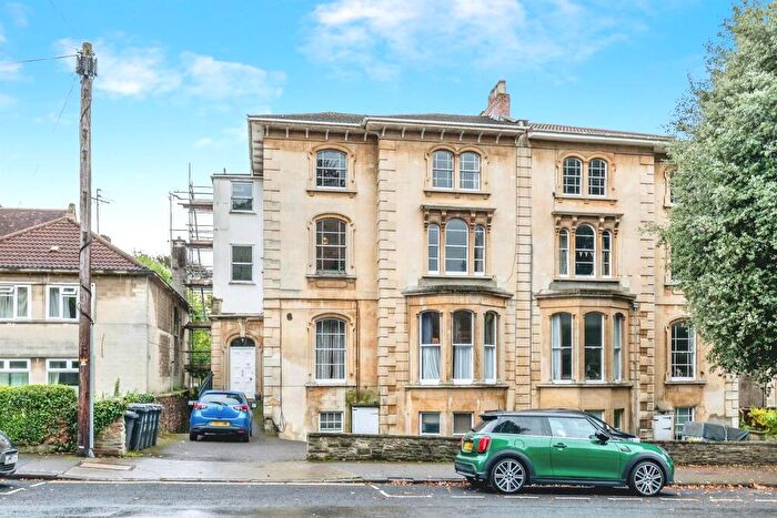 3 Bedroom Flat For Sale In Belgrave Road, Bristol, BS8