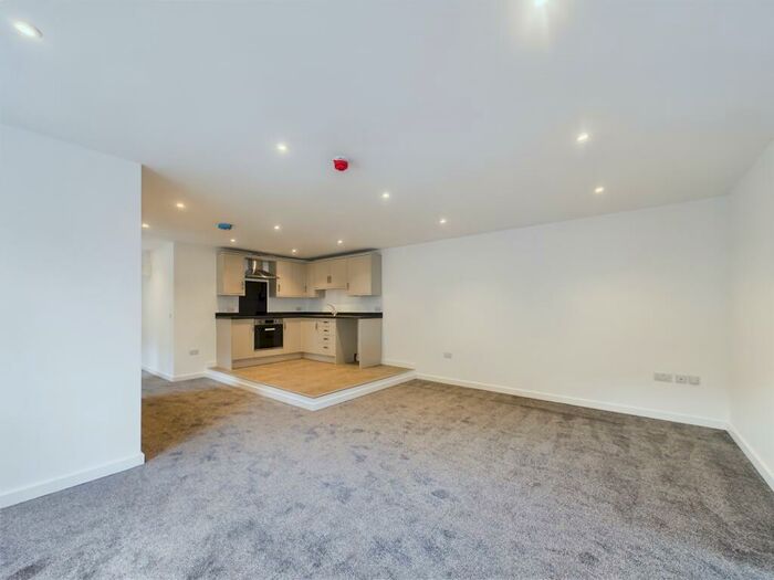 2 Bedroom Flat To Rent In Botchergate, Carlisle, CA1