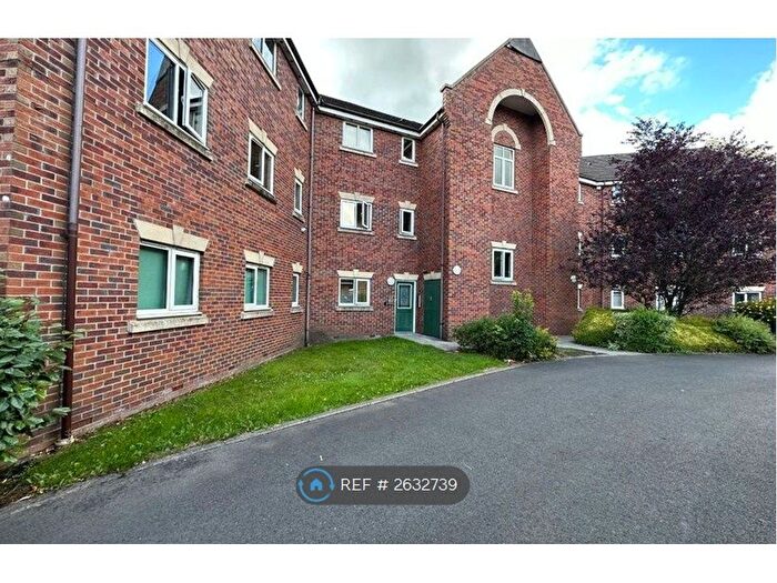 2 Bedroom Flat To Rent In Lever Close, Blackburn, BB2