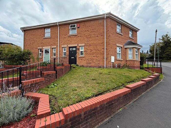 3 Bedroom Semi Detached House For Sale In Oldacre Road, Oldbury, B68