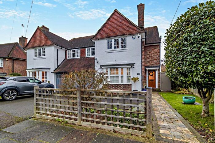 5 Bedroom Semi-Detached House To Rent In Marsworth Avenue, Pinner, HA5