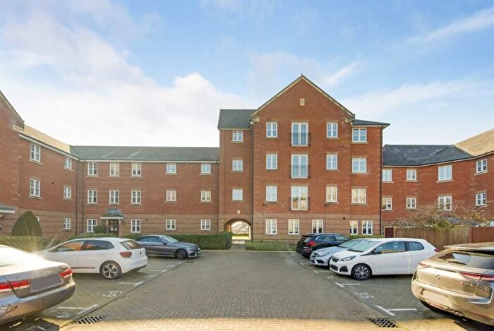 2 Bedroom Flat For Sale In Shillingford Close, Mill Hill, NW7