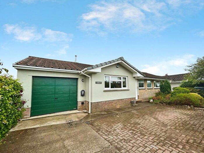 3 Bedroom Bungalow To Rent In Bratton Fleming, Barnstaple, EX31