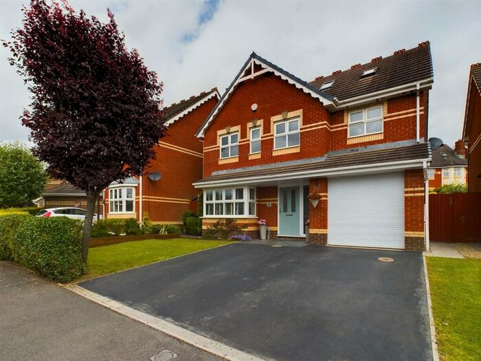 4 Bedroom Detached House For Sale In Scott Walk, Bridgeyate, Bristol, BS30