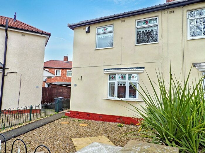 3 Bedroom Semi-detached House To Rent In Centenary Avenue, South Shields, NE34