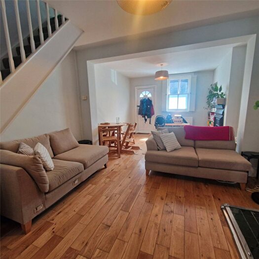 2 Bedroom Property To Rent In Bridgewater Terrace, Windsor, SL4