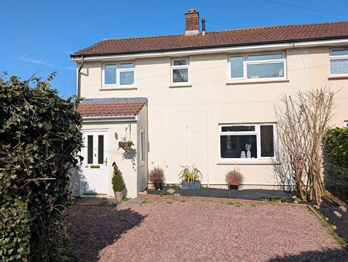 2 Bedroom House For Sale In Down Road, Alveston, BS35