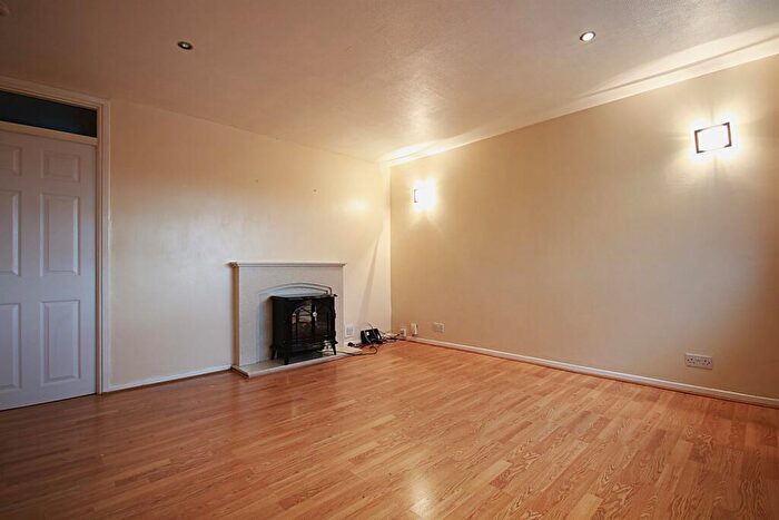 2 Bedroom Apartment To Rent In Caldy Road, Handforth, SK9