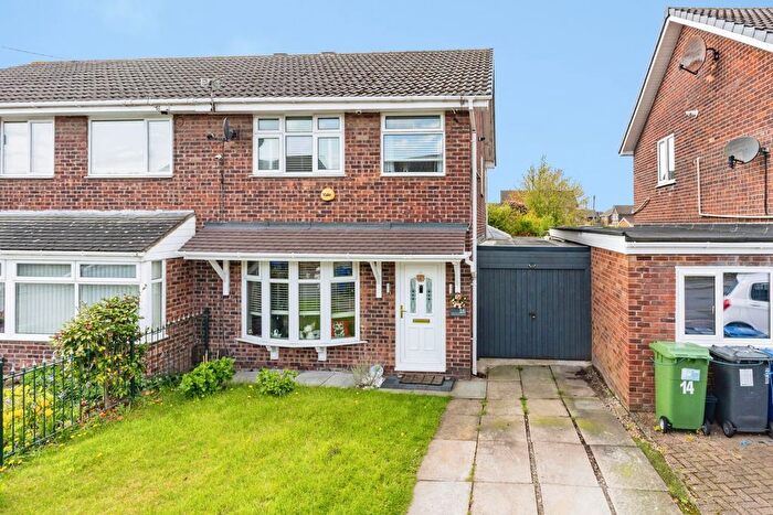 3 Bedroom Semi Detached House For Sale In Winchester Avenue, Great Sankey, Warrington, Cheshire, WA5