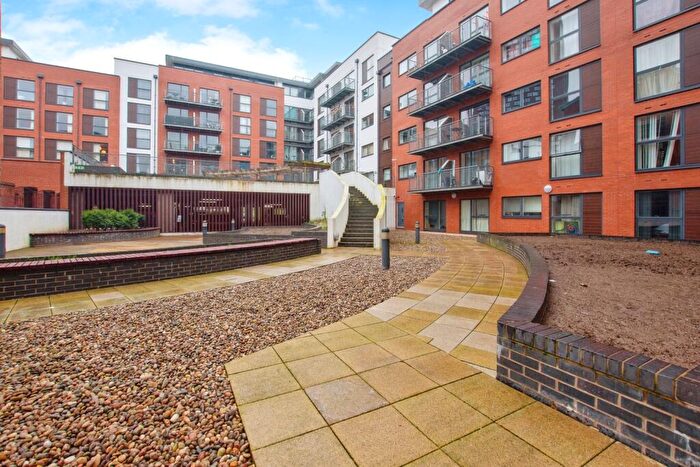 1 Bedroom Flat For Sale In Sherborne Street, Birmingham, West Midlands, B16