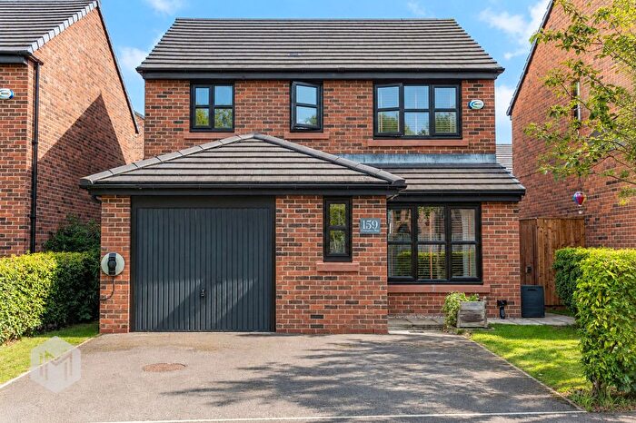 3 Bedroom Detached House For Sale In Crompton Way, Lowton, WA3