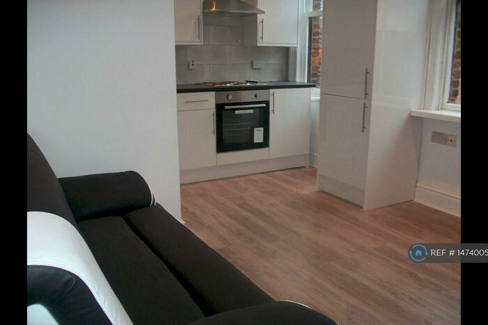 1 Bedroom Flat To Rent In Chaddock Street, Preston, PR1