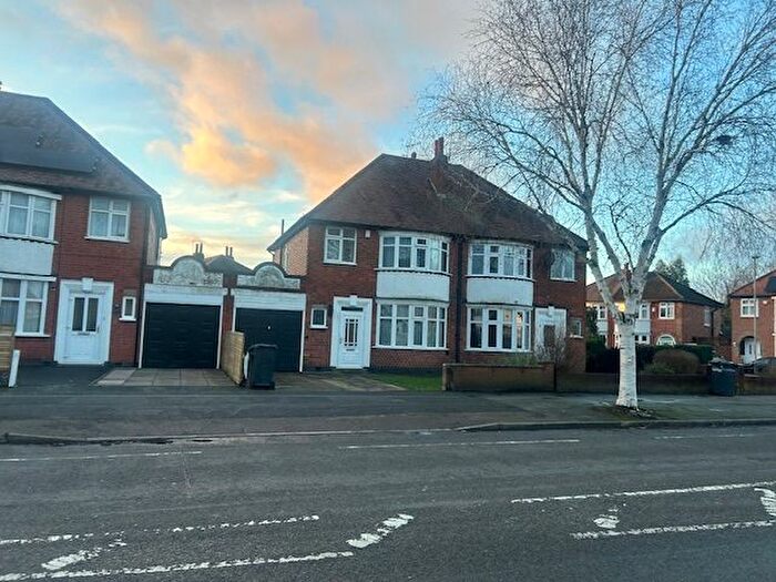 3 Bedroom Semi-Detached House To Rent In Aberdale Road, Leicester, LE2