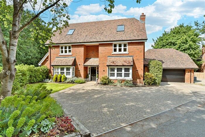 6 Bedroom Detached House For Sale In Orwell Spike, West Malling, Kent, ME19