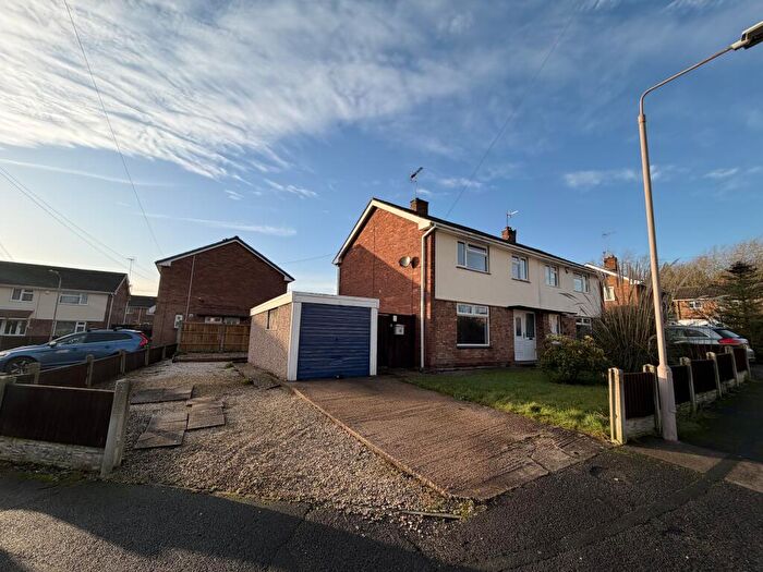 3 Bedroom House To Rent In Tuxford Avenue, Meden Vale, Mansfield, NG20
