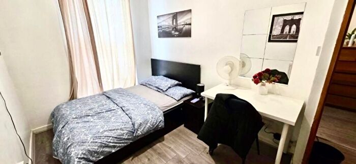 2 Bedroom Flat To Rent In Leigh Street, London (Near Russell Square), WC1H