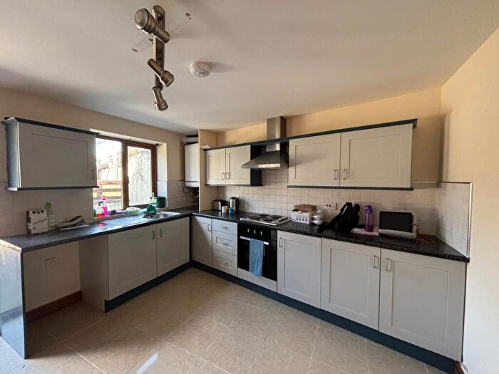 4 Bedroom House To Rent In Belgrave Road, Gorseinon, Swansea, SA4