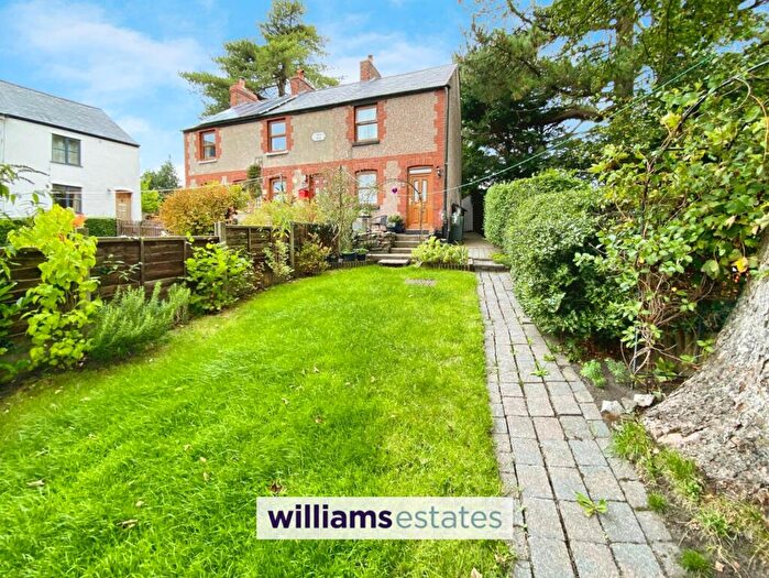 3 Bedroom End Of Terrace House For Sale In Gwernaffield Road, Gwernaffield, CH7