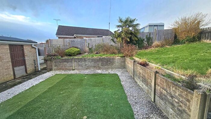 2 Bedroom Bungalow To Rent In Manifold Drive, Nottingham, NG16