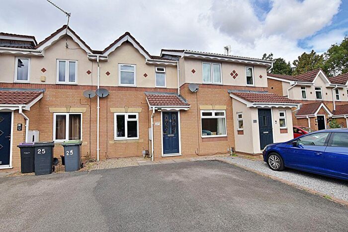 2 Bedroom Terraced House For Sale In King Drive, Bracebridge Heath, Lincoln, LN4