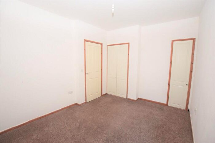 2 Bedroom Apartment To Rent In Military Road, Colchester, CO1