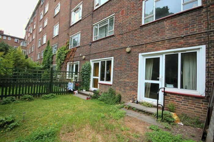 2 Bedroom Maisonette To Rent In Eric Fletcher Court, Canonbury Crescent, Essex Road, N1