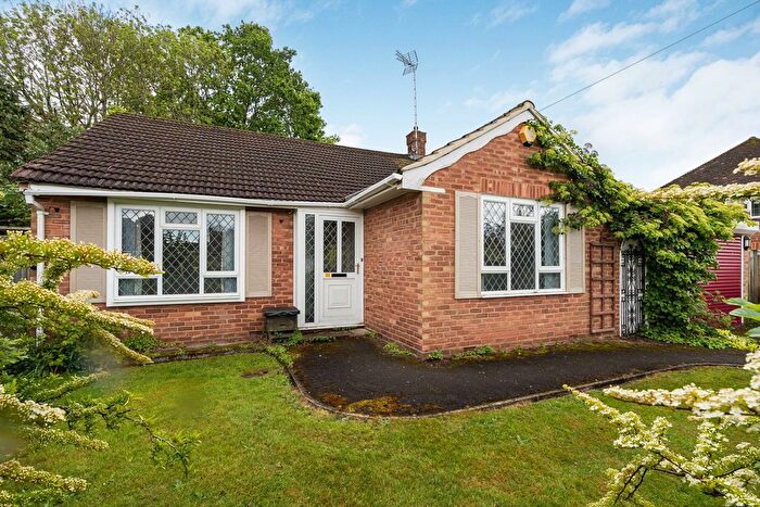 2 Bedroom Bungalow For Sale In Eastwick Park Avenue, Bookham, KT23
