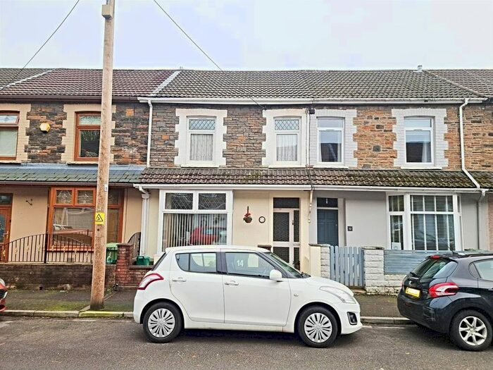 5 Bedroom Terraced House To Rent In Tudor Street, Rhydyfelin, Pontypridd, CF37