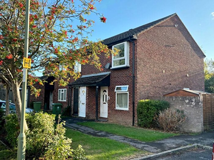 2 Bedroom Maisonette To Rent In Titchfield Common, PO14