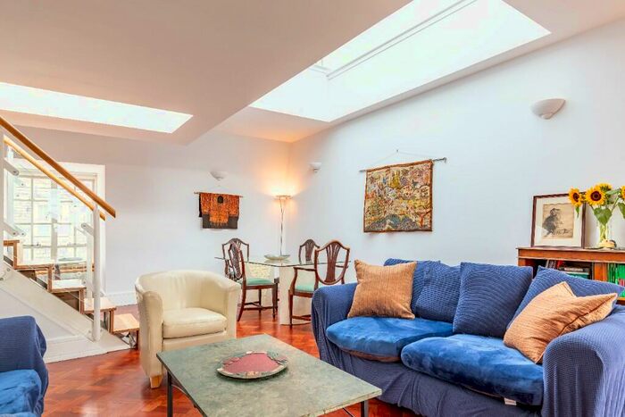 2 Bedroom Penthouse To Rent In Rosebery Avenue, London, EC1R