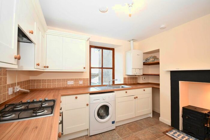 3 Bedroom Flat To Rent In Academy Street, Inverness, IV1