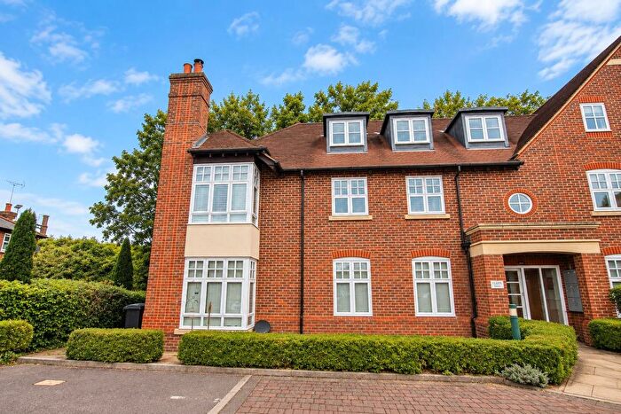 2 Bedroom Flat To Rent In Saxon Place, Pangbourne, Reading, RG8