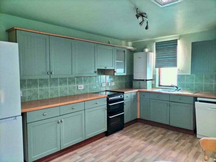 2 Bedroom Flat To Rent In Main Street, Keswick, CA12