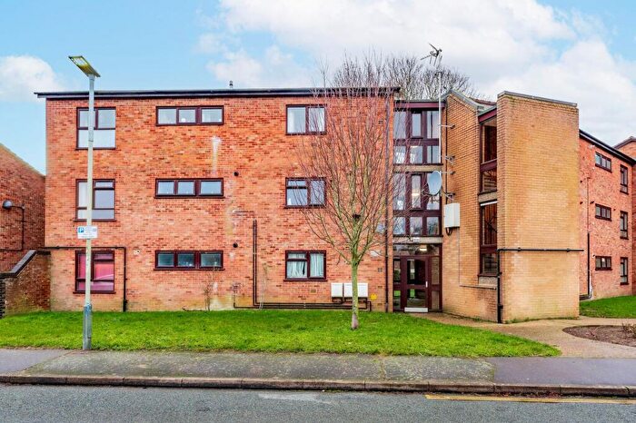 2 Bedroom Flat For Sale In Russet Grove, Norwich, NR4