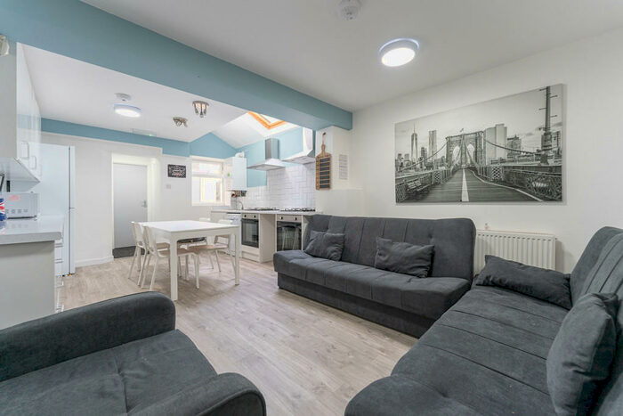 6 Bedroom Terraced House To Rent In Alton Road - Ensuite Student Property, B29